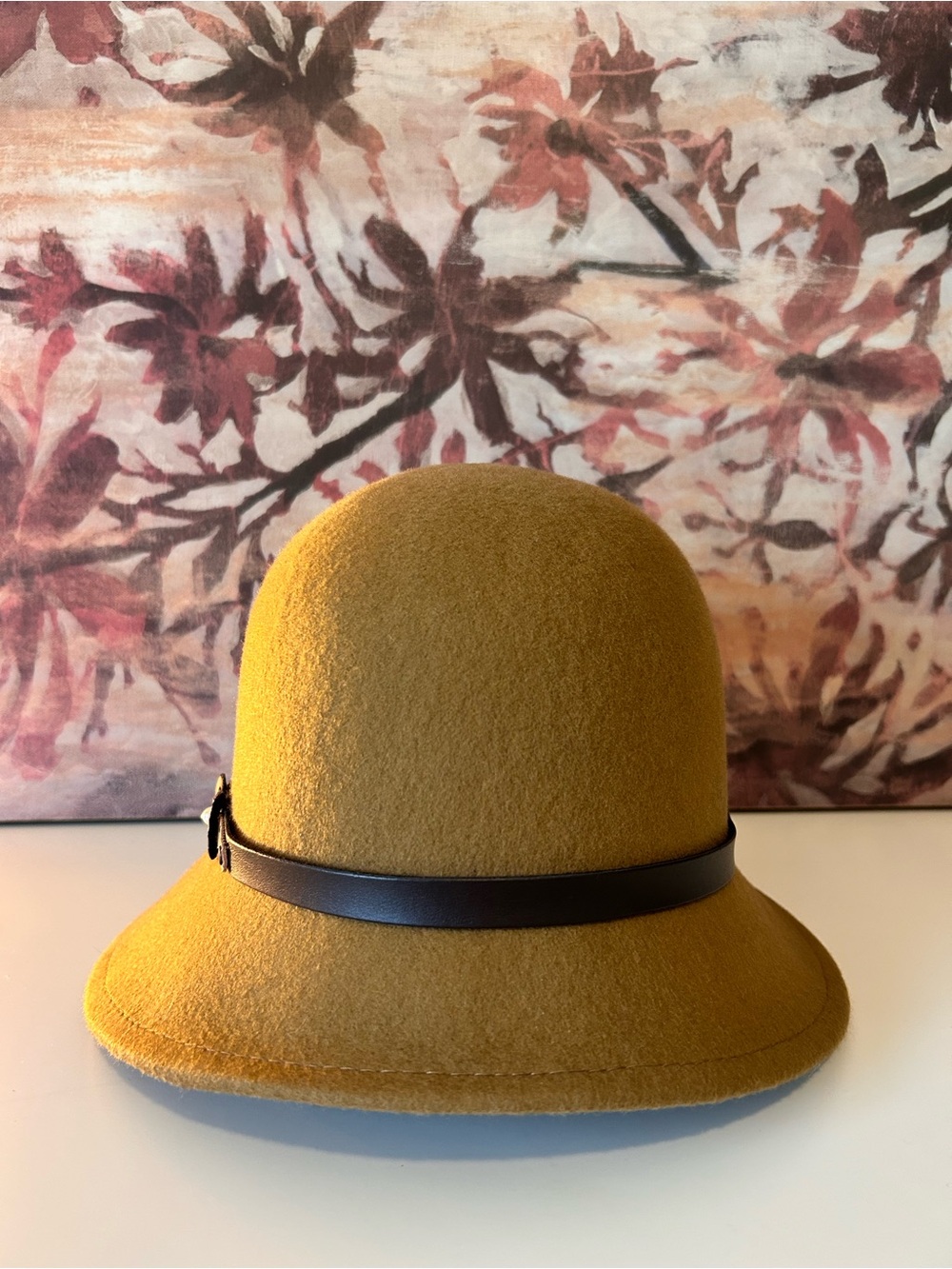 100% Wool Made in Italy Women Felt Cloche Hat in Mustard with Leather Band